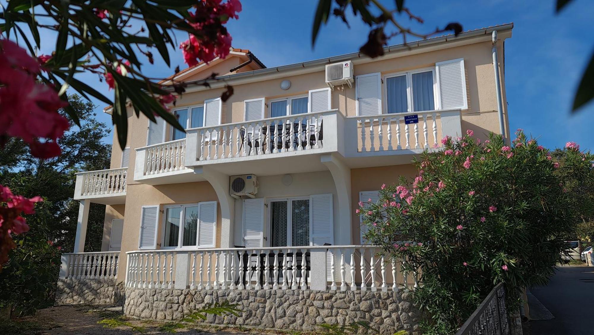 Apartments Mihalic Шіло Екстер'єр фото
