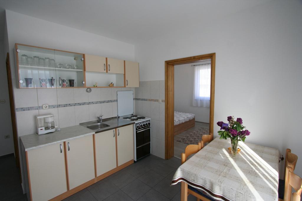 Apartments Mihalic Шіло Екстер'єр фото