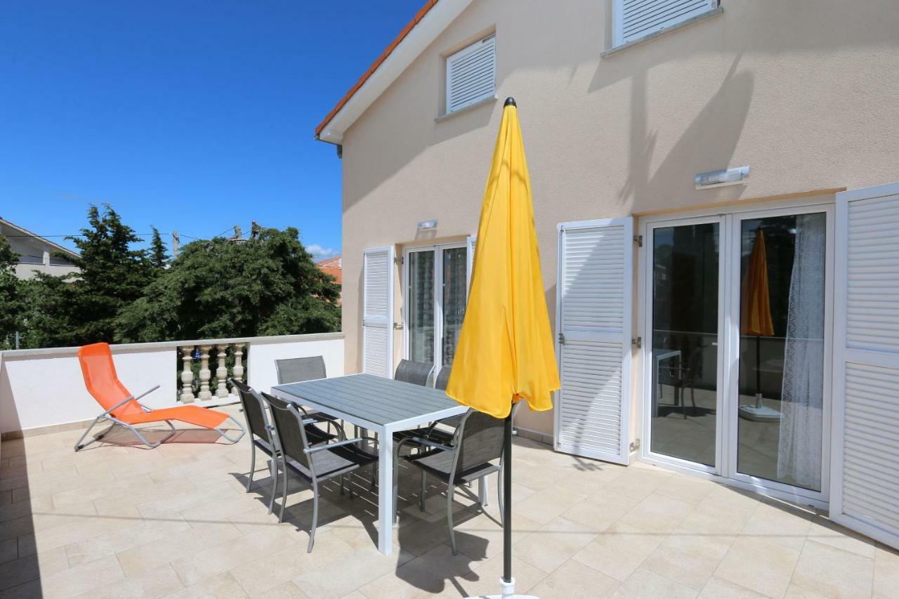 Apartments Mihalic Шіло Екстер'єр фото