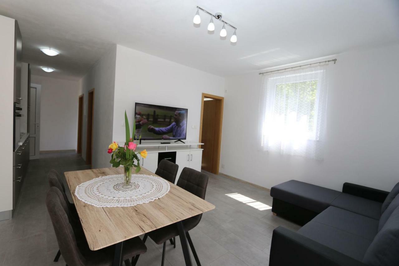 Apartments Mihalic Шіло Екстер'єр фото